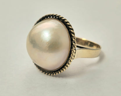 13 Carat Pearl Set in 18k Yellow Gold Ring