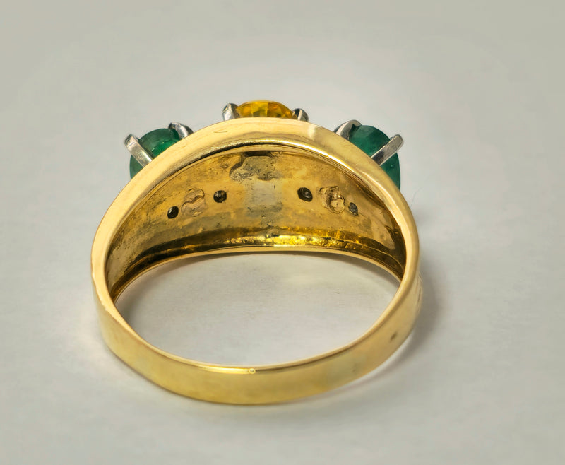 Yellow Sapphire & Emerald Cocktail Ring in 18k yellow Gold