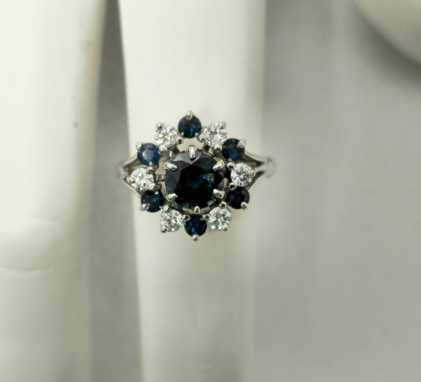 Art Deco 4.10 Carat Blue Sapphire Diamond Ring