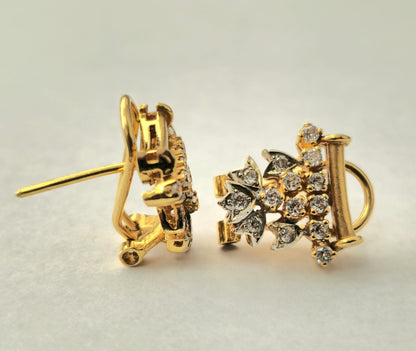 0.83 Carat Diamond Earrings in 18k Gold