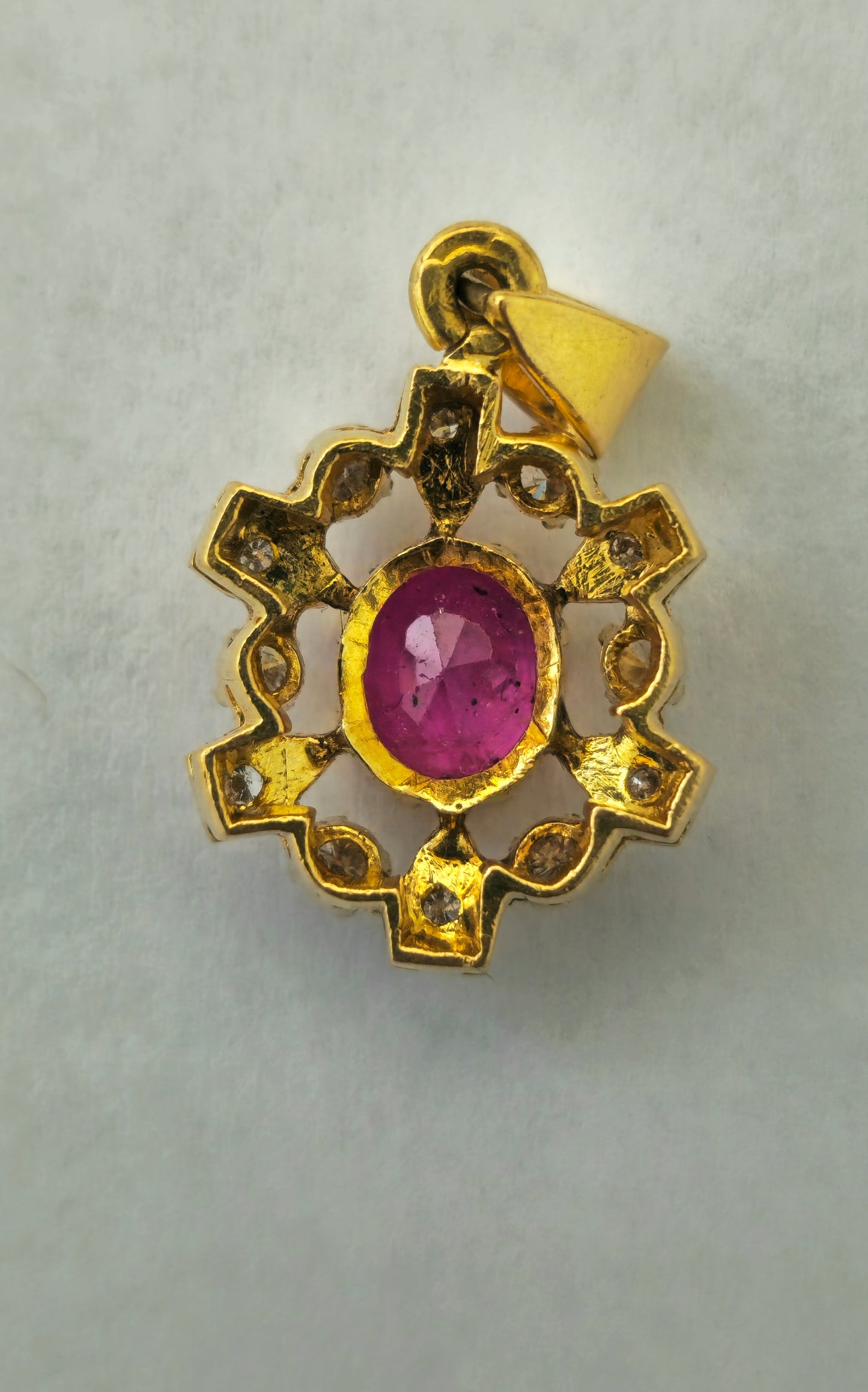 Collectible Natural 1.06 Carat Ruby Pendant in 18k Gold