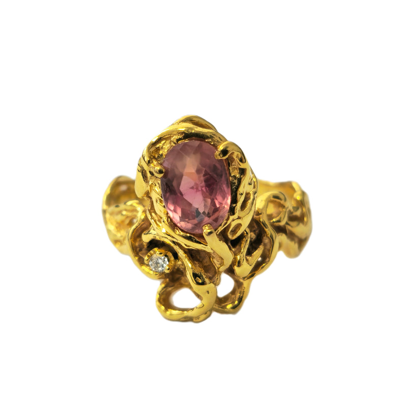 Art Nouveau Style 1.30 Carat Sapphire Ring in 14k Gold