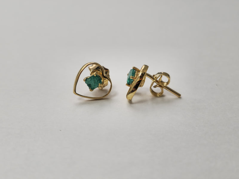 Vintage 0.50 CT Emerald Earrings