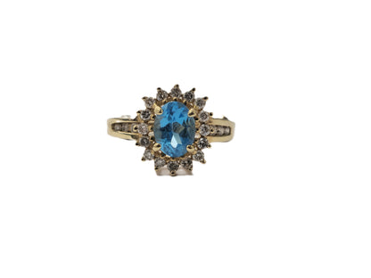 14k Gold Vintage Aquamarine and Diamond Ring