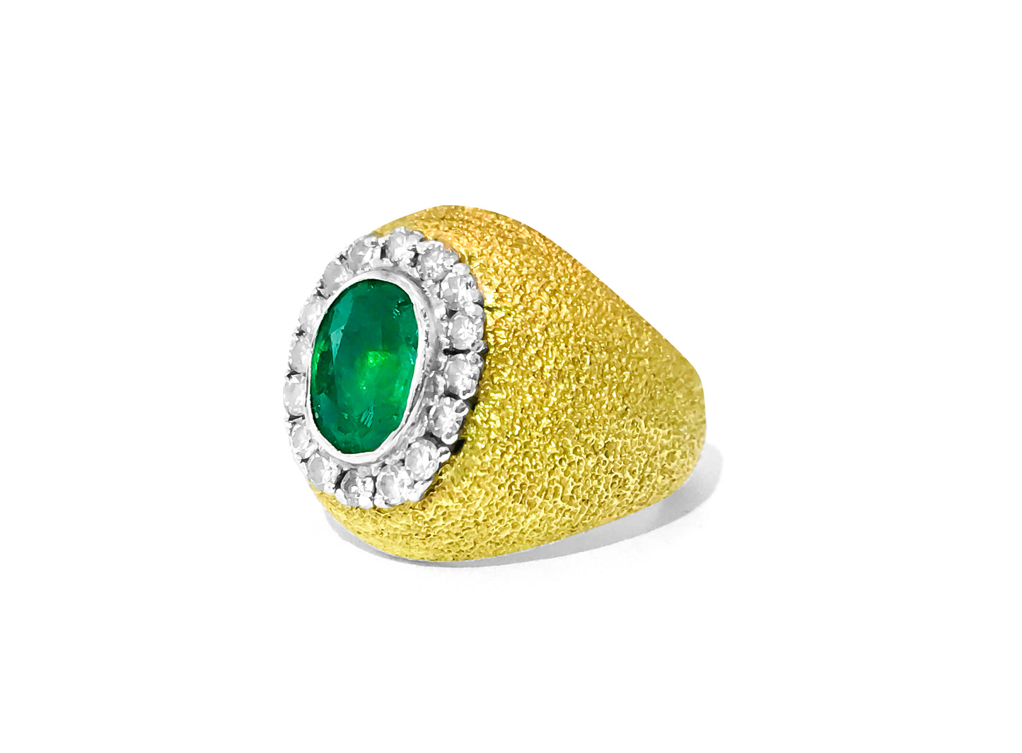 18k Gold Vintage 2.5 ct Emerald And Diamond Ring