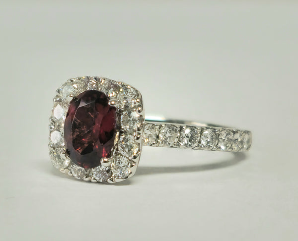 14k Gold, Ladies 2.40ct Garnet & Diamond Ring