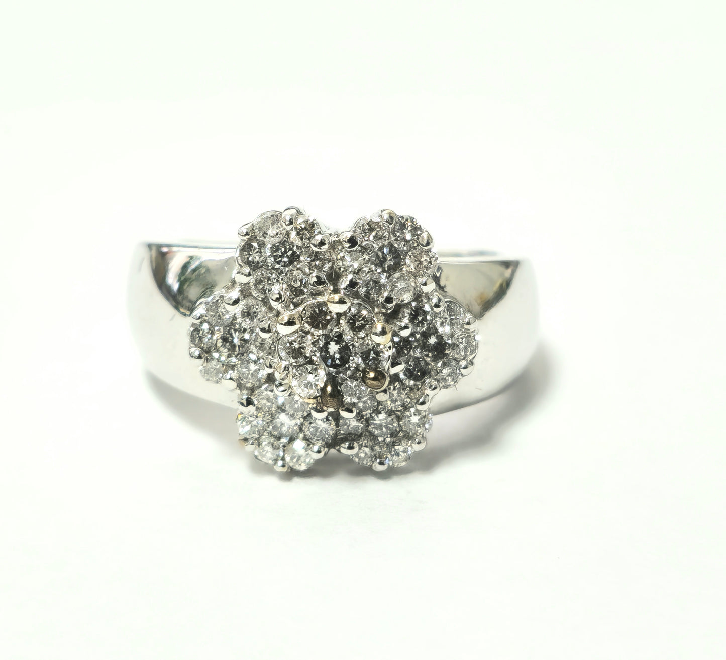 Vintage Flower Inspired, Brilliant Diamonds and Gold Ring