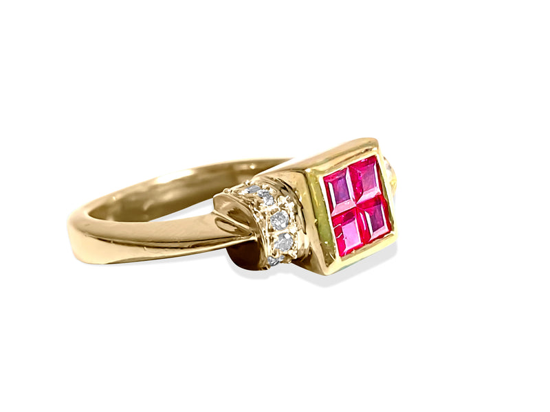 18K Gold, 0.92 carat diamond and natural ruby ring