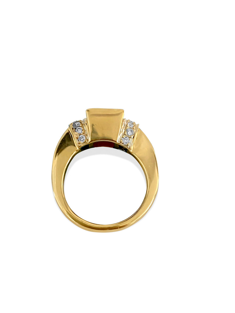 18K Gold, 0.92 carat diamond and natural ruby ring