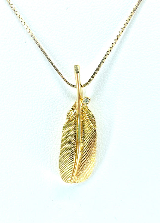 Victorian 14k Gold & VS Diamond Leaf Pendant For Her