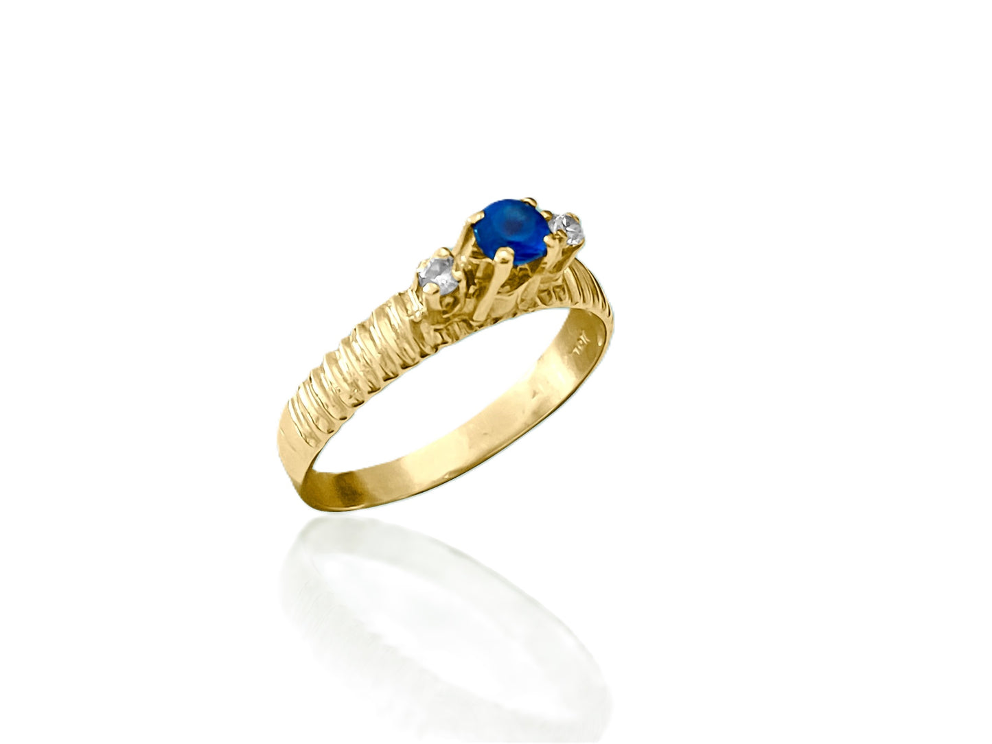 Vintage 3 Stone, Blue Sappphire & Diamond Ring