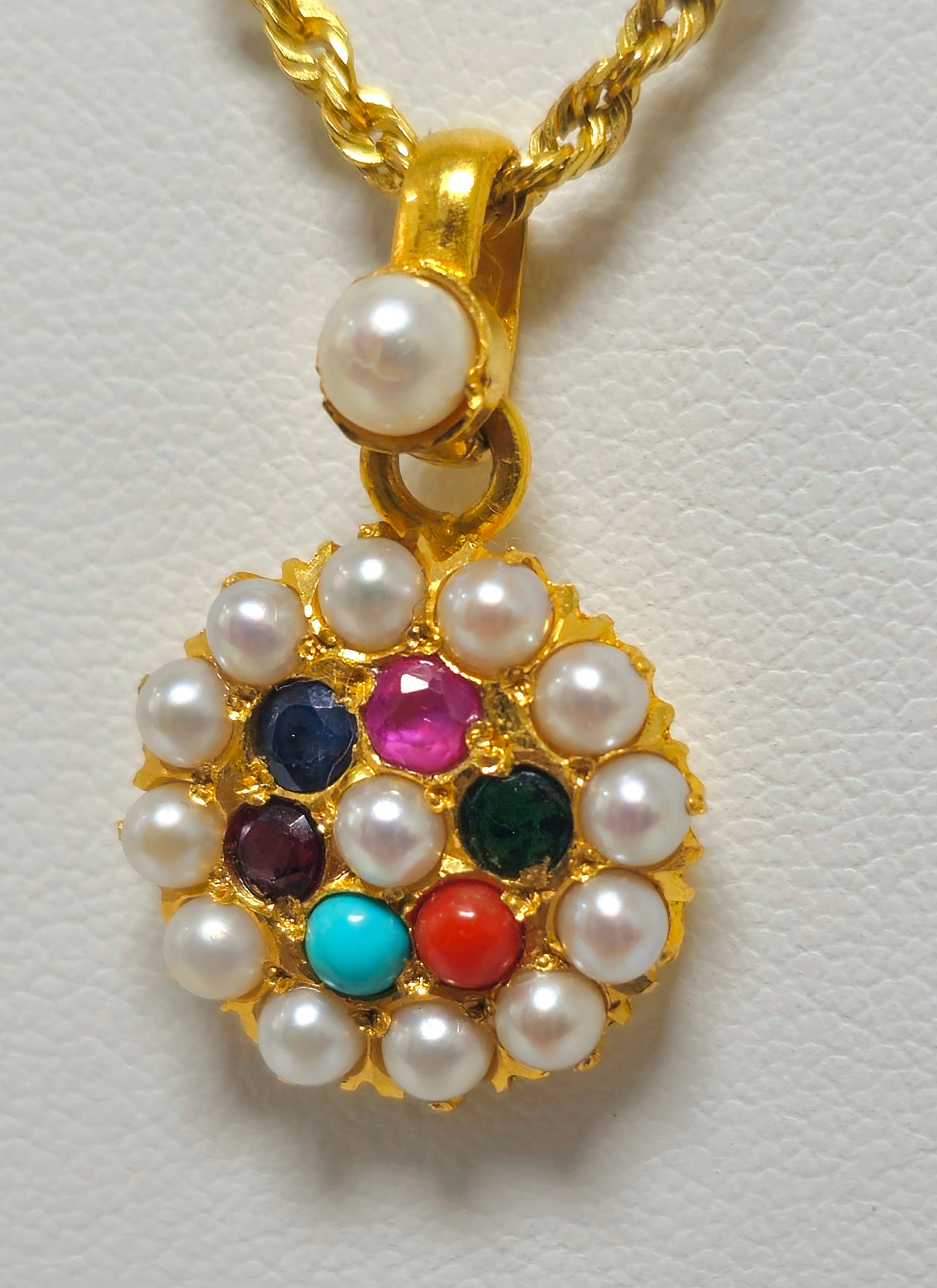 Mughal Empire Style Vintage 22k Yellow Gold Multigemstone Pendant