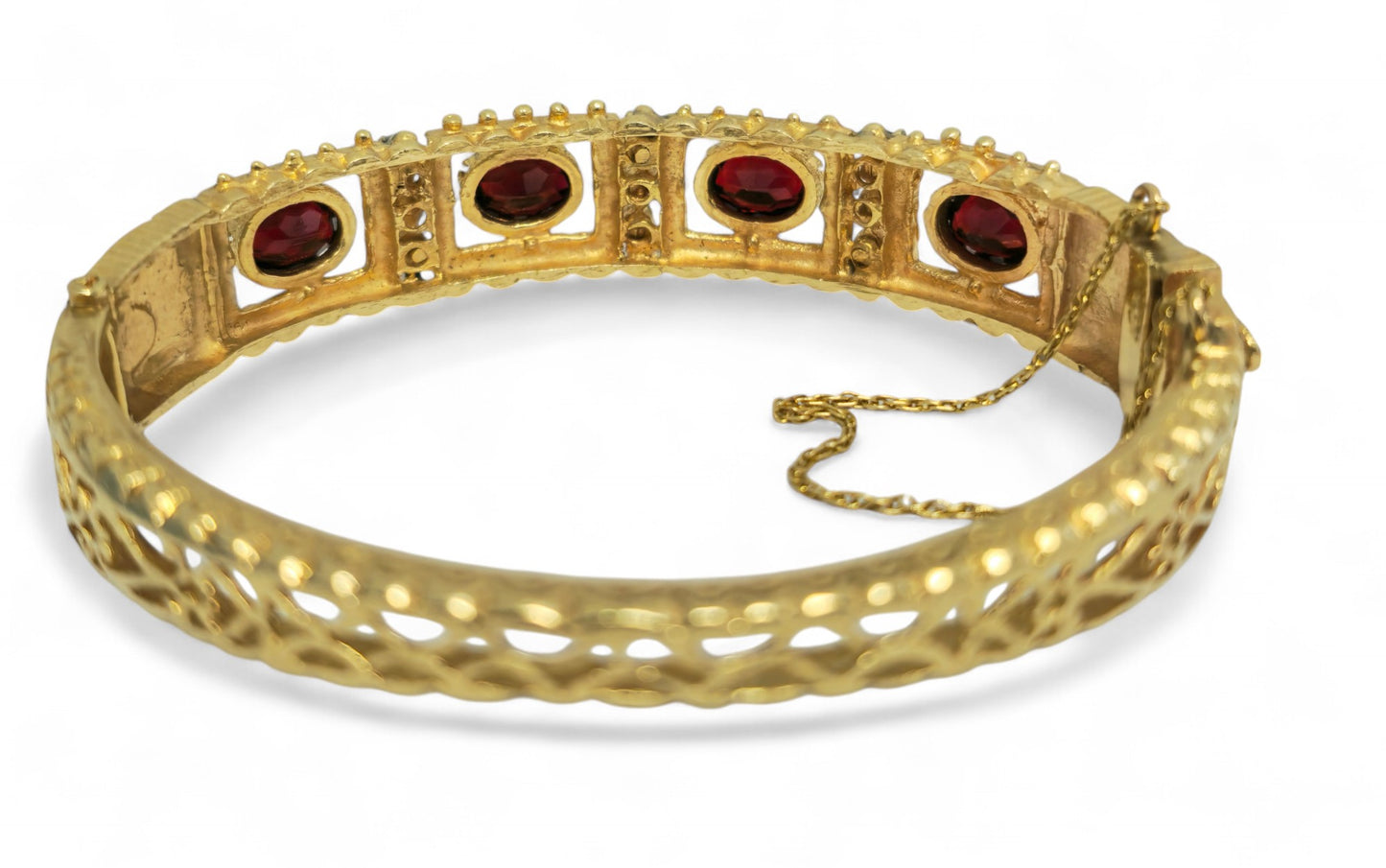 Vintage 14k Yellow Gold Garnet Bracelet