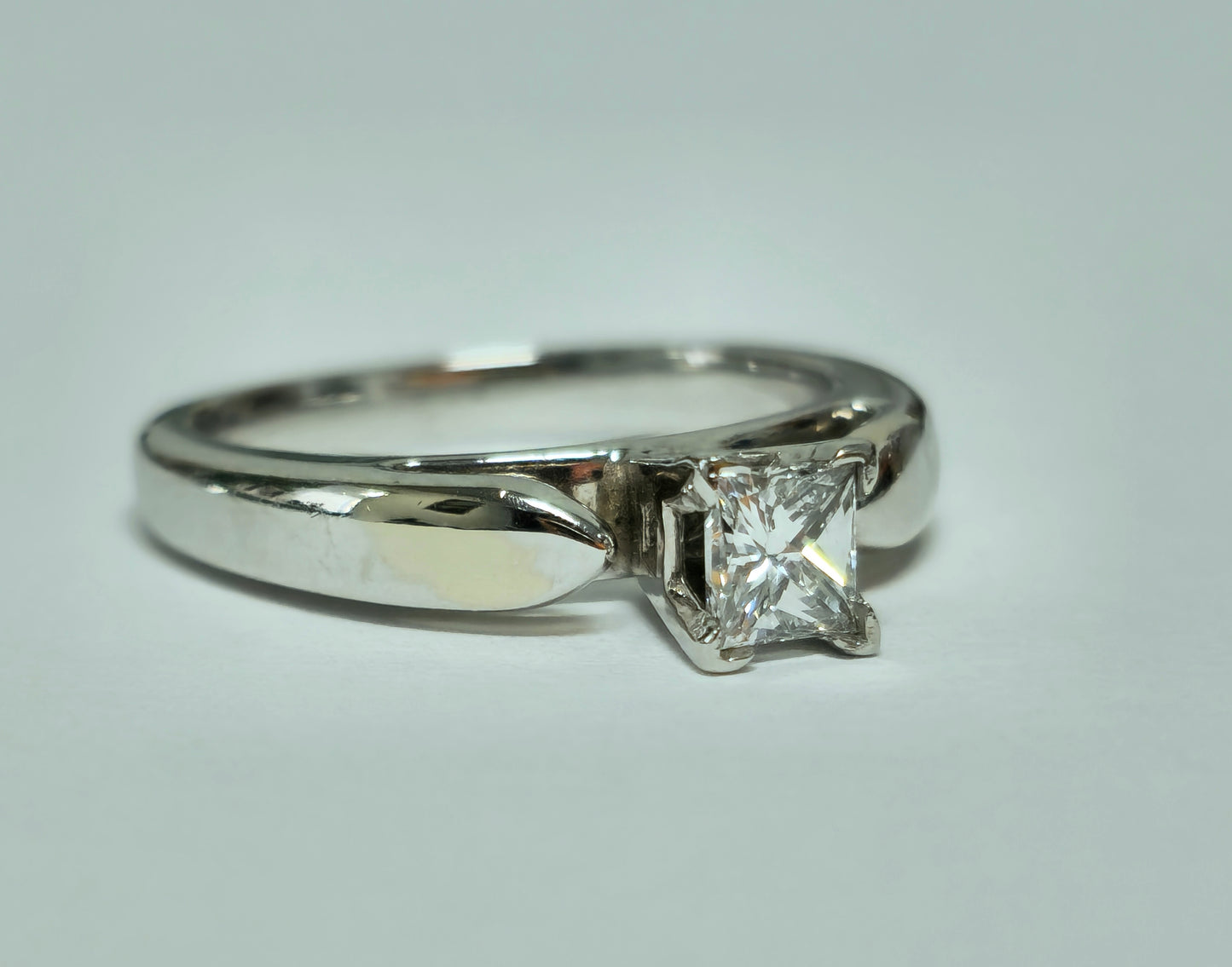 Classic Solitaire Diamond Engagement Ring 14K Gold