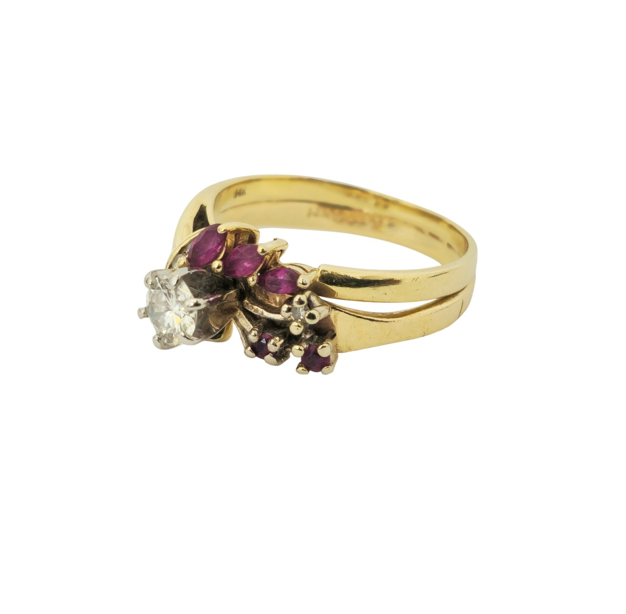 14k Gold Diamond and Ruby Ring