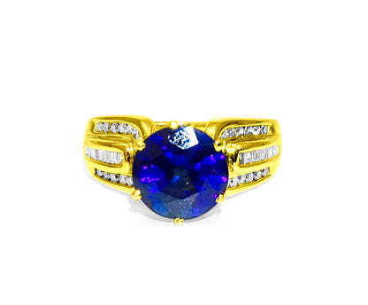 Vintage Natural 7.00 Carat Blue Sapphire Diamond Ring