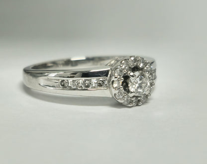 0.85 Carat Diamond White Gold Engagement Ring