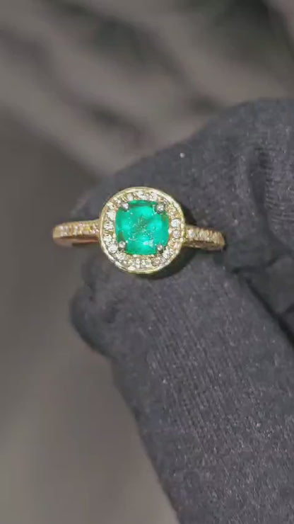 14k Gold Colombian Emerald And Diamond Engagement Ring