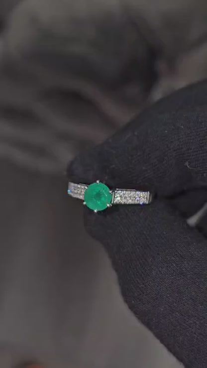 14K gold, 0.50 carat Colombian Emerald and Diamond Ring