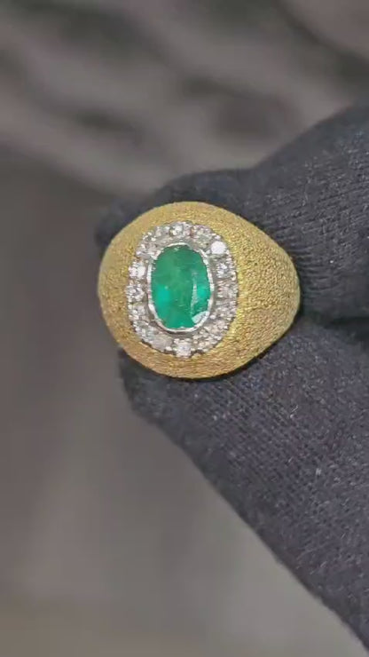 18k Gold Vintage 2.5 ct Emerald And Diamond Ring