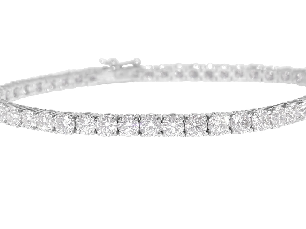 Louis Vuitton High Jewelry Diamond White Gold Tennis Bracelet  High  jewelry bracelet, White gold diamond bracelet, High jewelry
