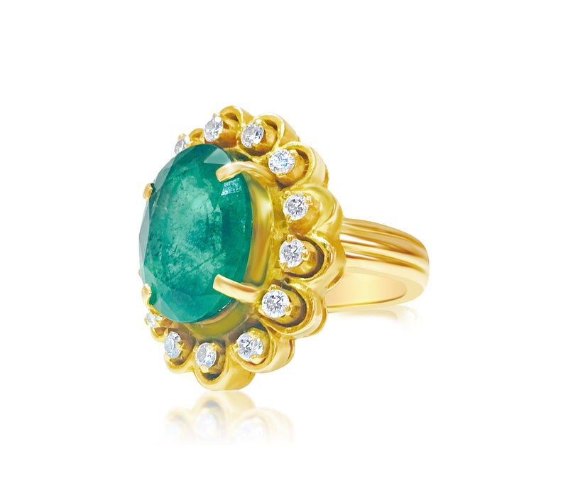 Vintage 18K, 5.50 CT Emerald & VS Clarity Diamond Ring - Prince The Jeweler vintage-18k-5-50-ct-emerald-vs-clarity-diamond-ring, Rings